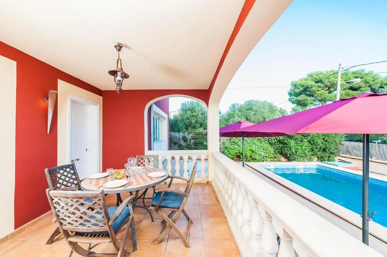 Villa S'Aferrada 칼라 피 0*,